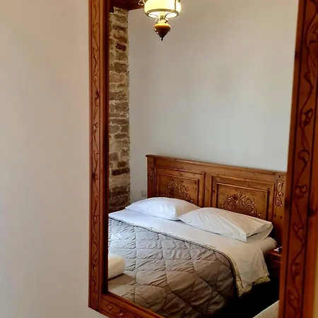 4 Rooms Boutique فندق 3*