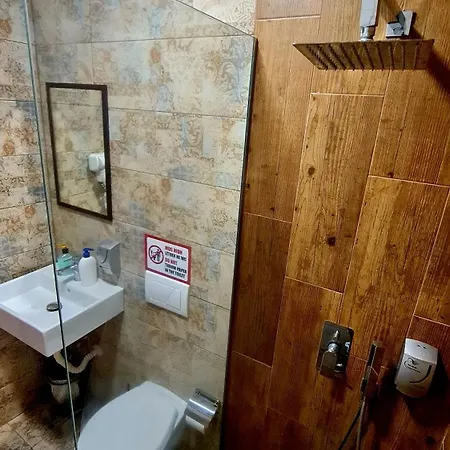 4 Rooms Boutique Gjirokastër